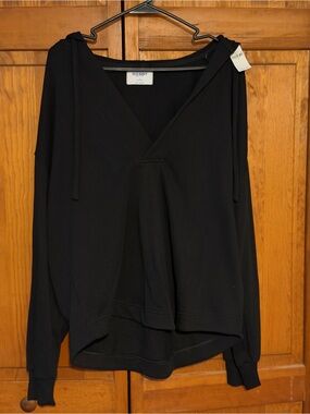 NWT Old Navy Black V-Neck Hoodie Tunic